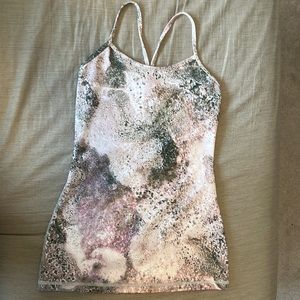 Lululemon tank top